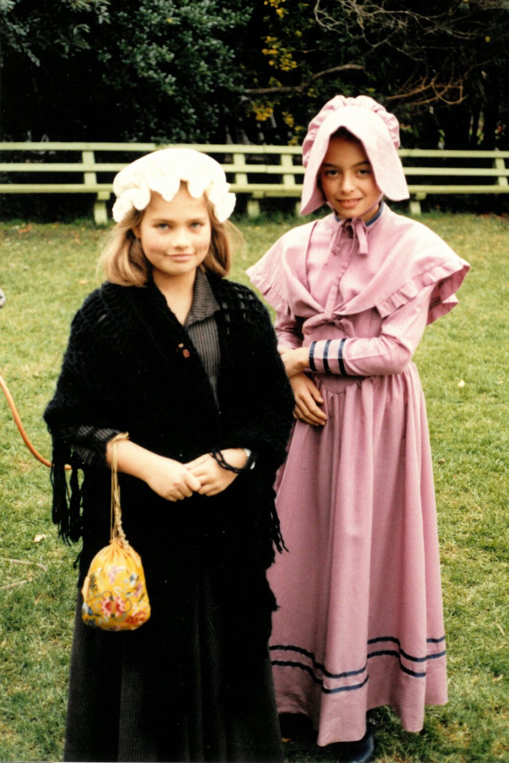 Cast members from 'HMS Pinafore', 1986