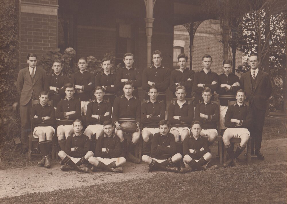 The XVIII football champions, 1927