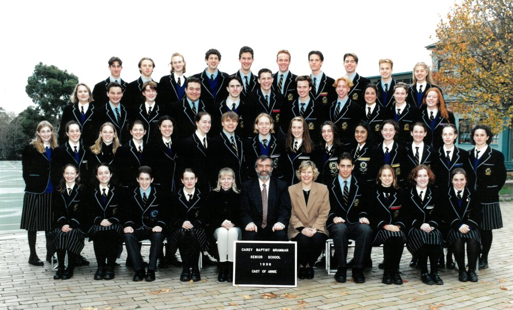 Cast of 'Annie', 1998