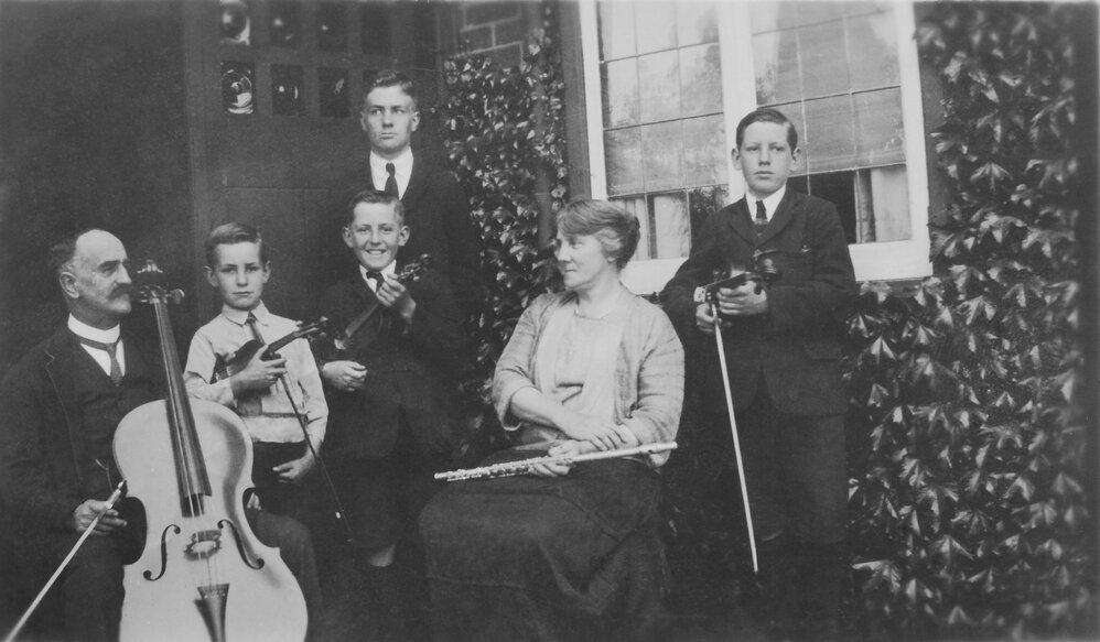 Swanton family orchestra, 1930s