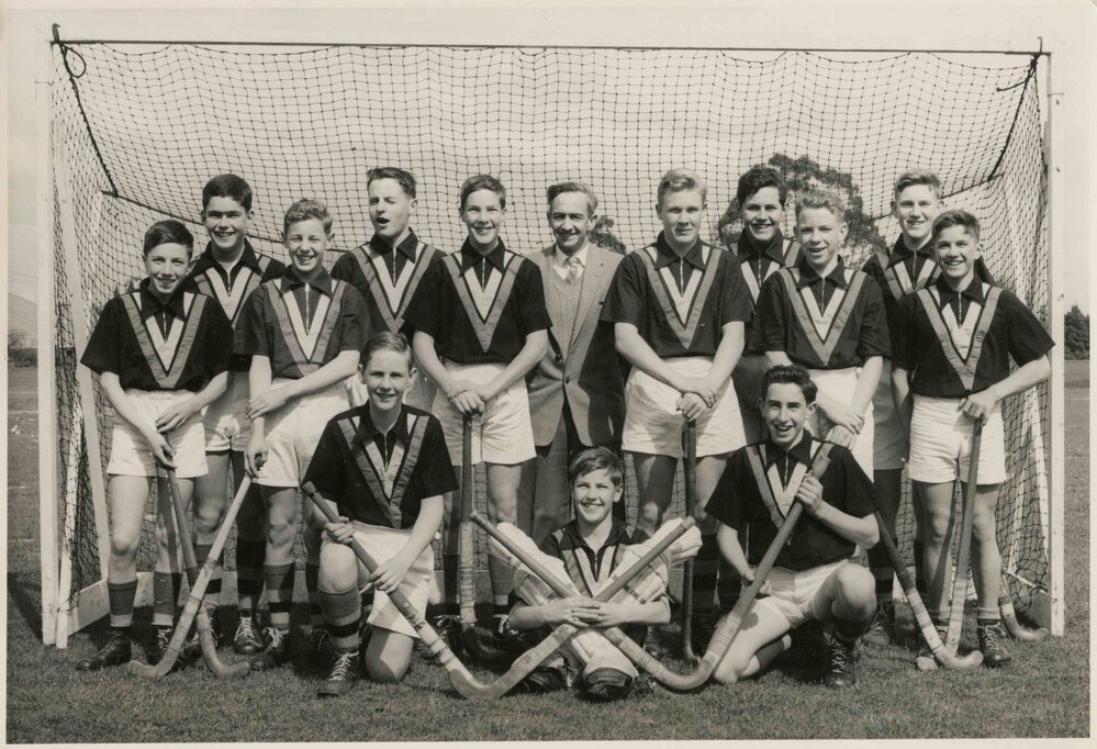 Hockey team, 1950s