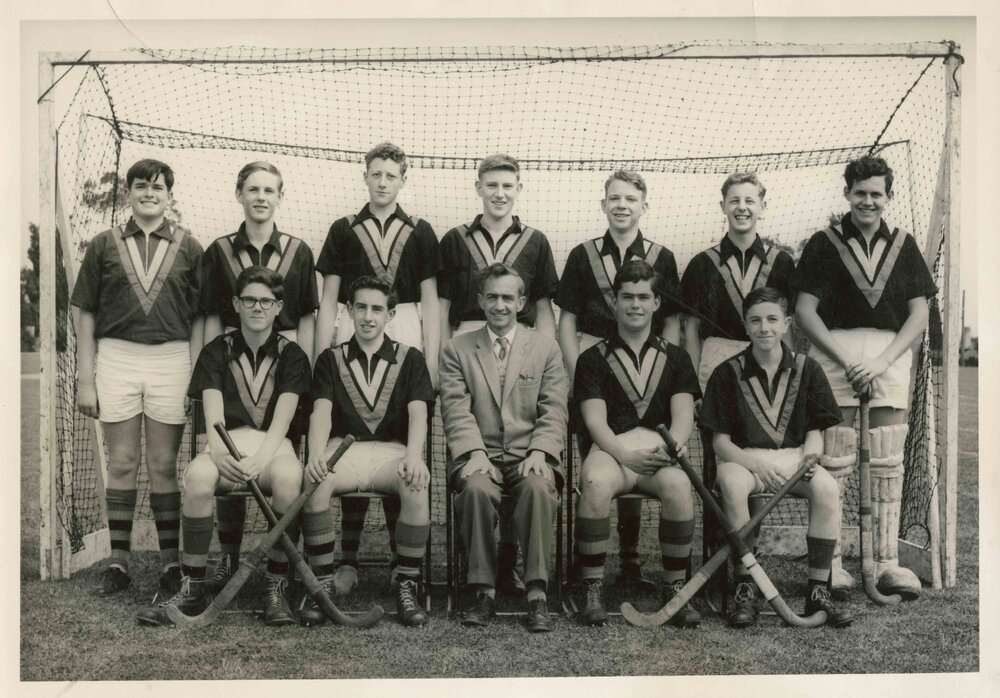 Under 16 hockey team, 1959