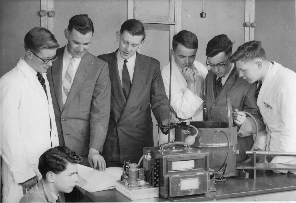 Dr. B. Spicer and J. Baglin visit the lab, 1958