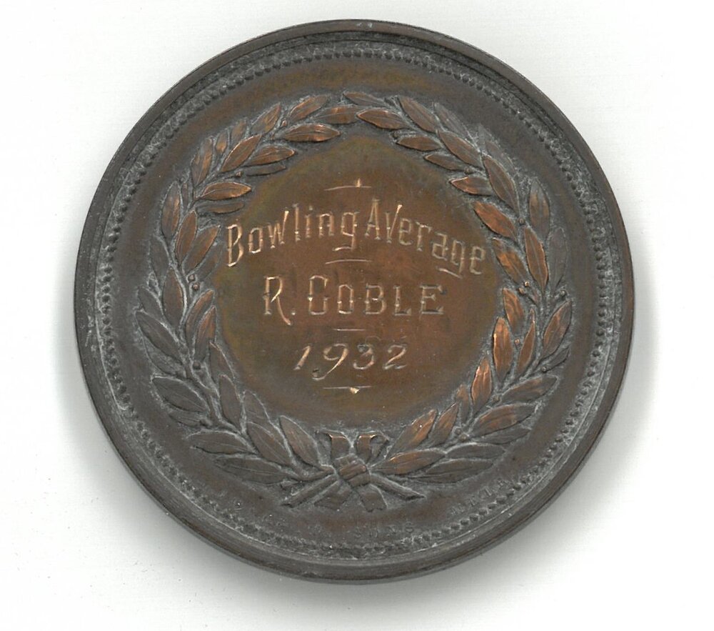 Bowling average medal awarded to Reginald Goble, 1932