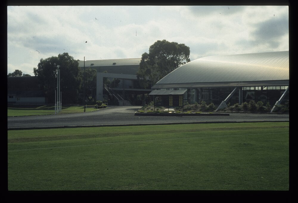 Bulleen Sports Complex, 1990s