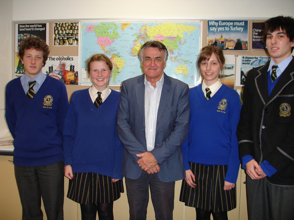 Barrie Cassidy with Year 12 students, 2009