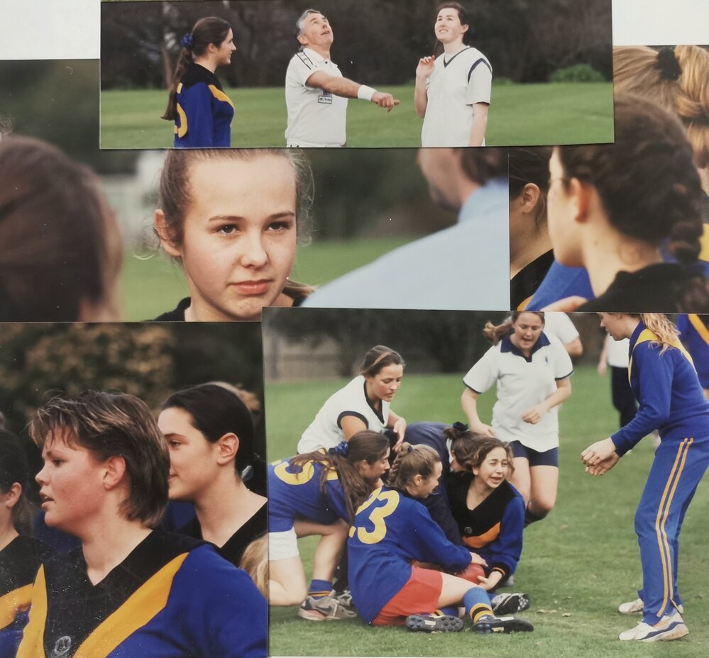 Girls first XVIII football team, 1994