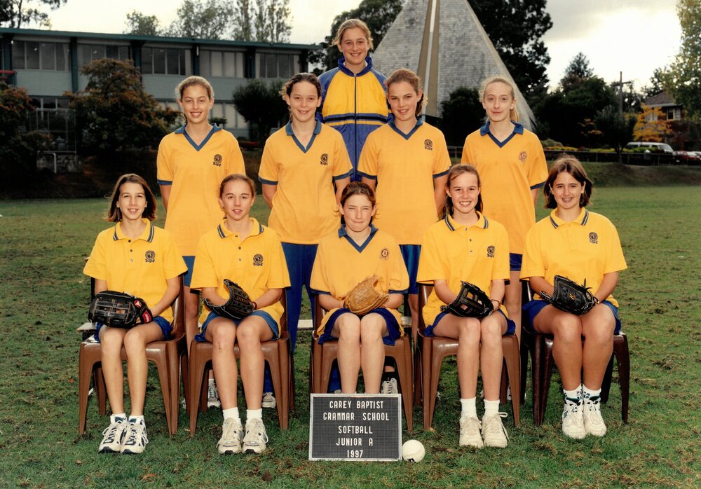 Undefeated Junior A Softball team, 1997