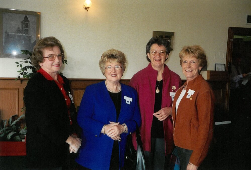 Past staff morning tea, 2003