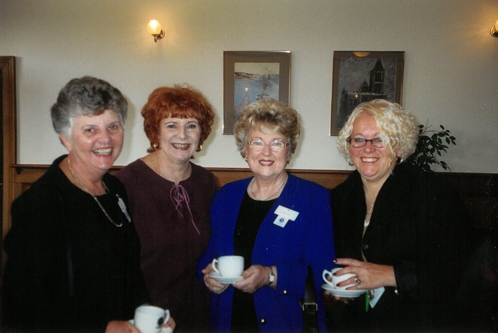 Past staff morning tea, 2003
