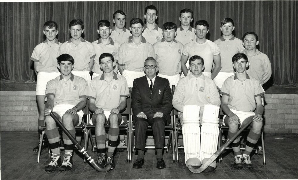 Hockey first XI team, 1966