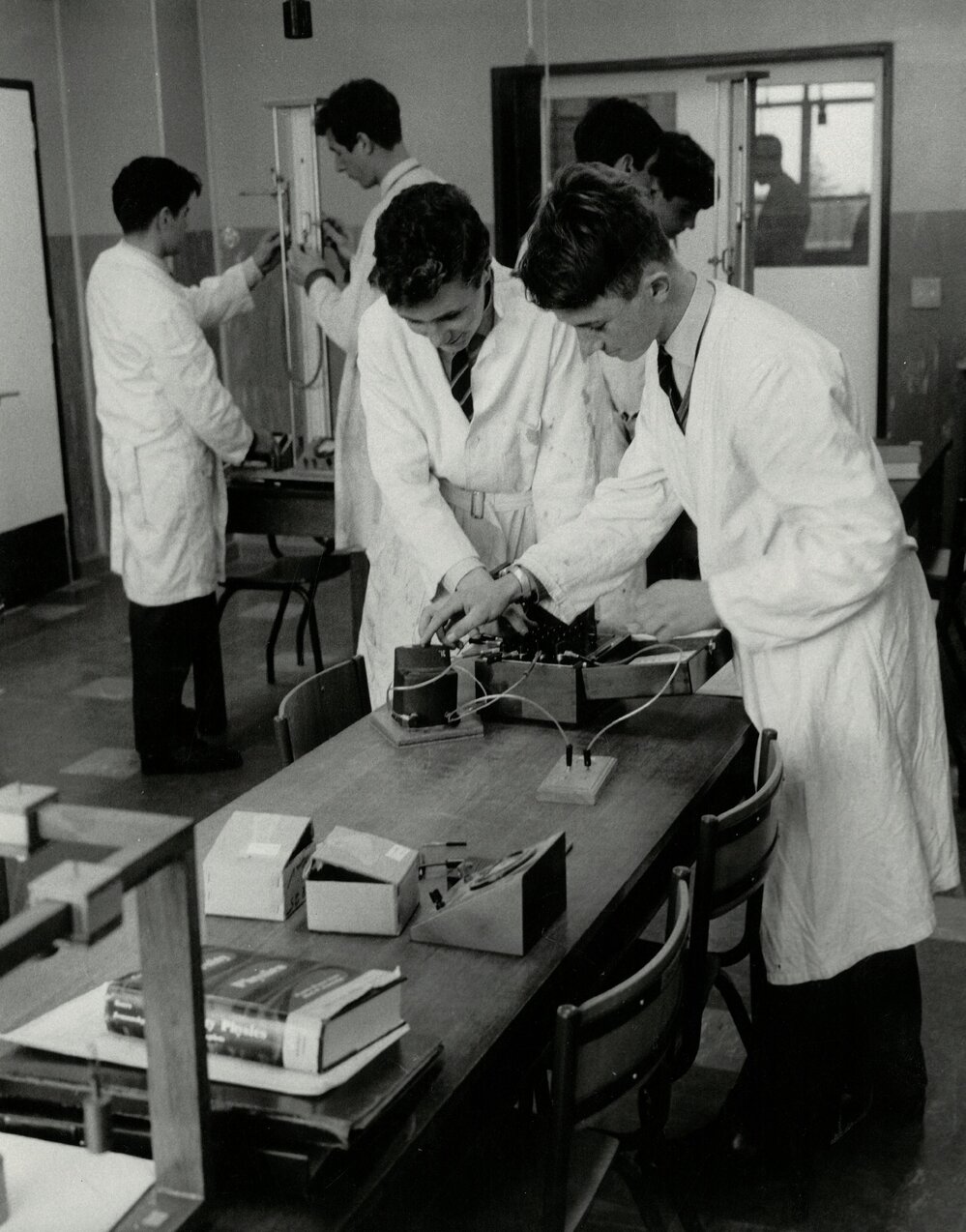 Senior physics lesson, 1960s