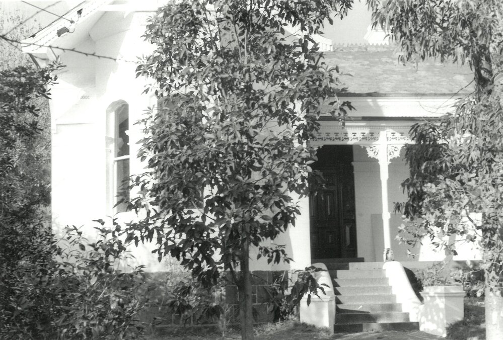 Farrer House, 1980