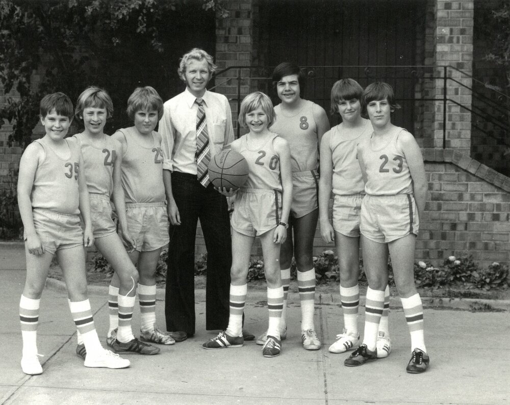 Junior School Basketball 'B', 1977
