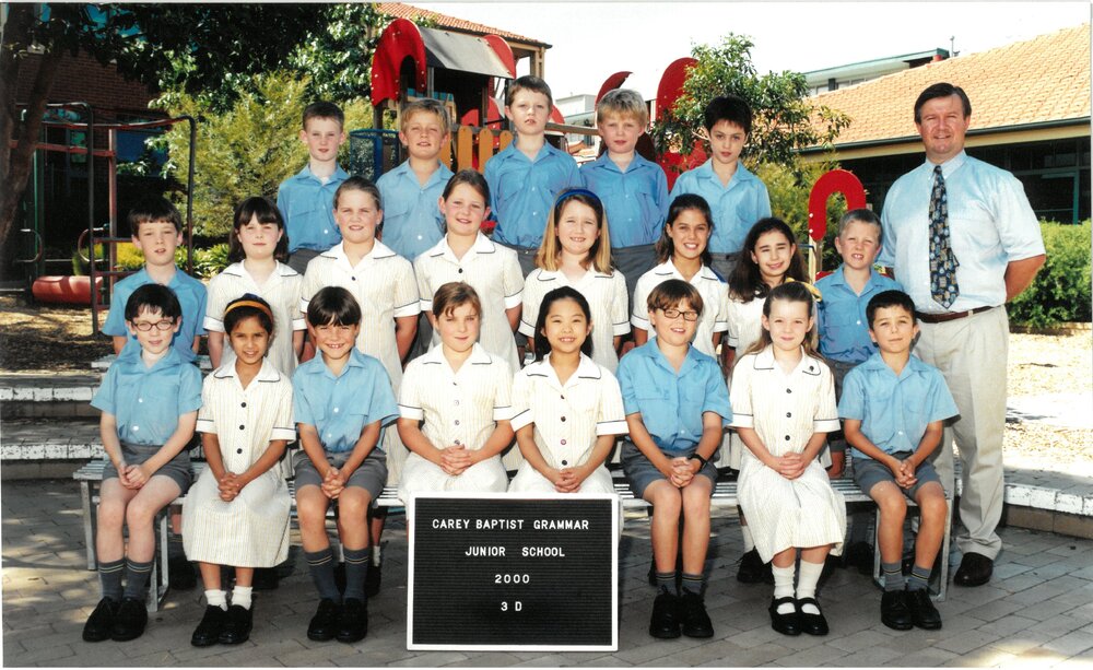 Junior School Kew Class 3D, 2000