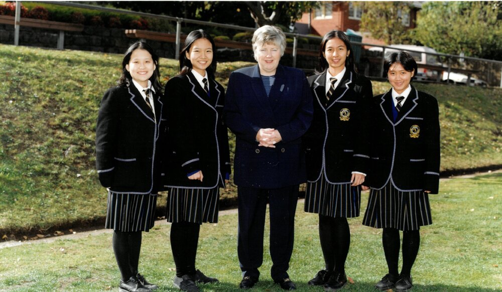 1st girls' badminton team, 1999