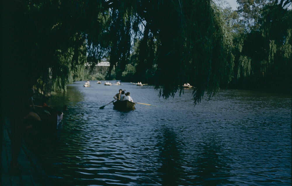 Tranter House boating excursion at the Studley Park Boat Sheds, 1962