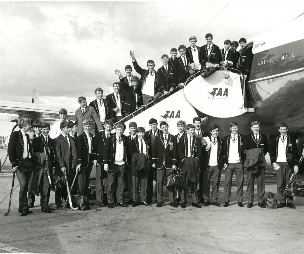 Students at Melbourne Airport prior to their departure for Adelaide, 1964