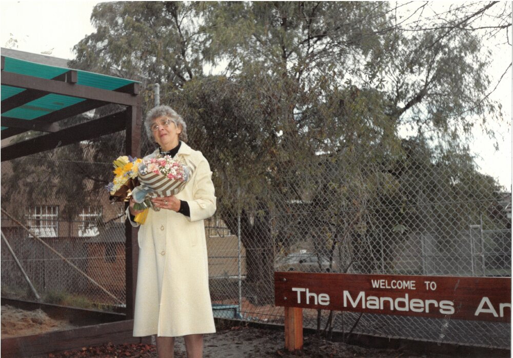 Naming of 'The 'Manders Area', 1986
