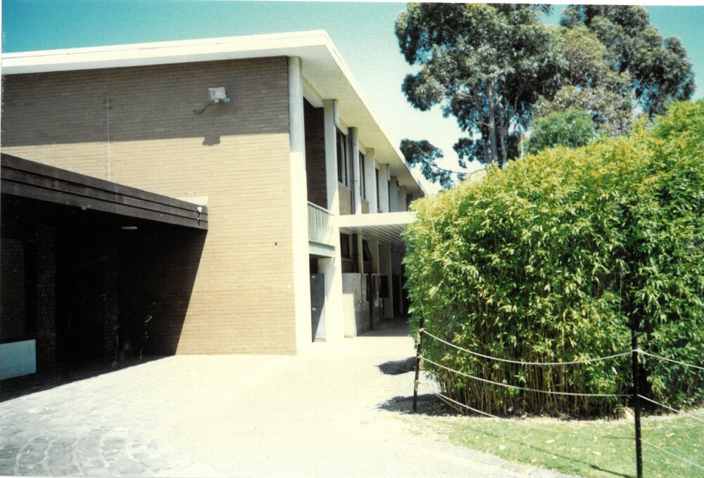 Senior Study Centre Northern Elevation, 1989