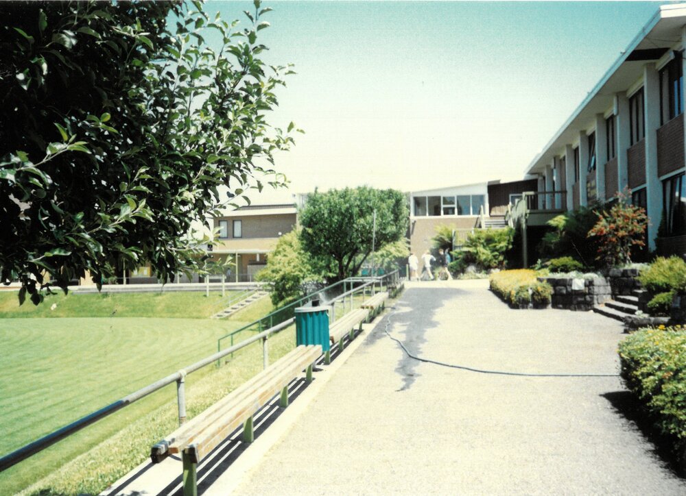 Senior Study Centre Southern Elevation, 1989
