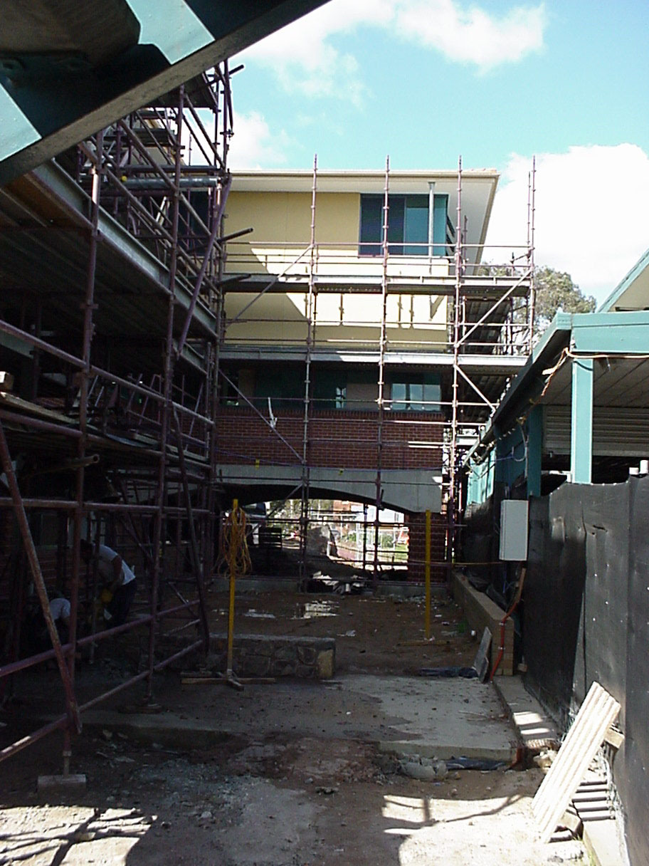 Construction of the Ross H. Millikan Centre, 2001