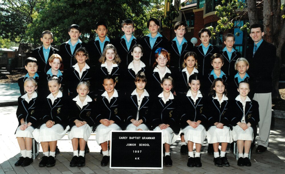Junior School Kew Year 4K, 1997