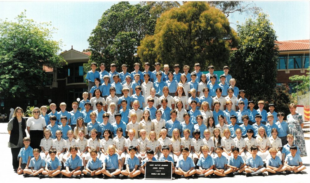 Junior School Kew Bumble Bee Choir, 1997