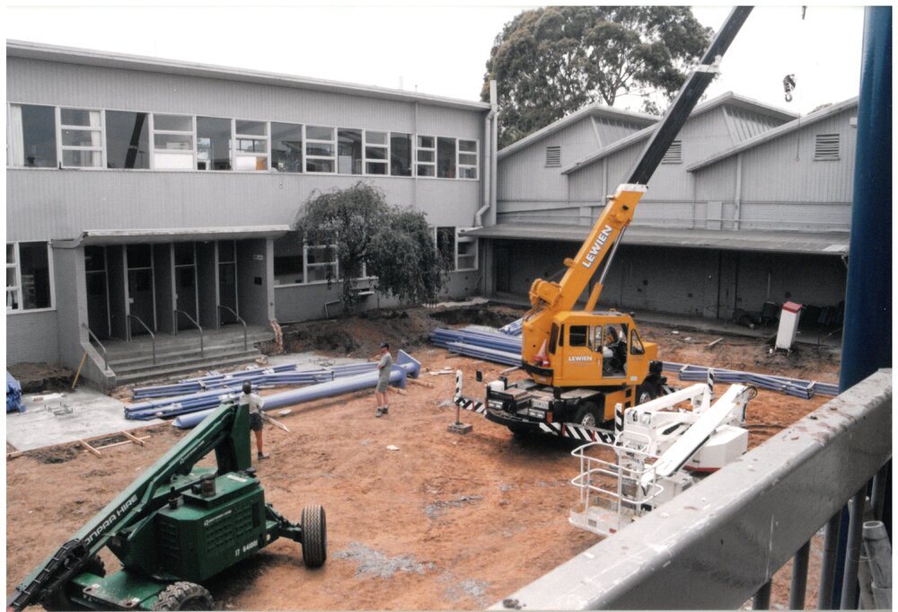 Quad construction, 1999