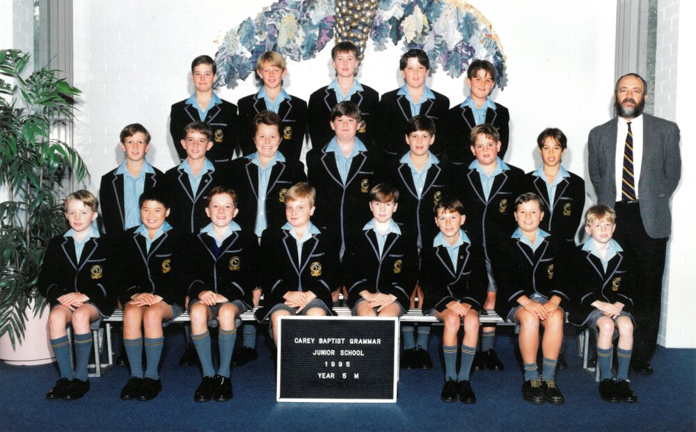 Junior School Kew Year 5M, 1995