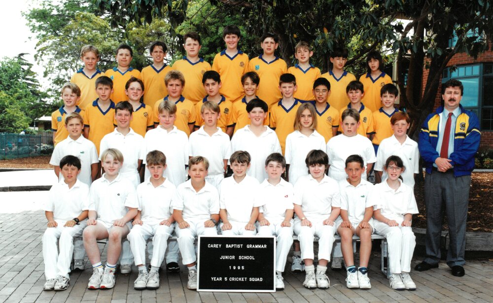 Junior School Kew Year 5 Cricket Squad, 1995