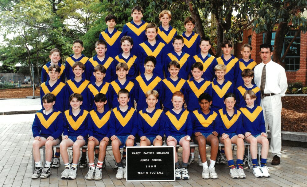 Junior School Kew Year 6 Football, 1995