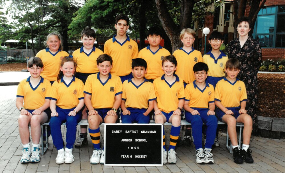 Junior School Kew Year 6 Hockey, 1995