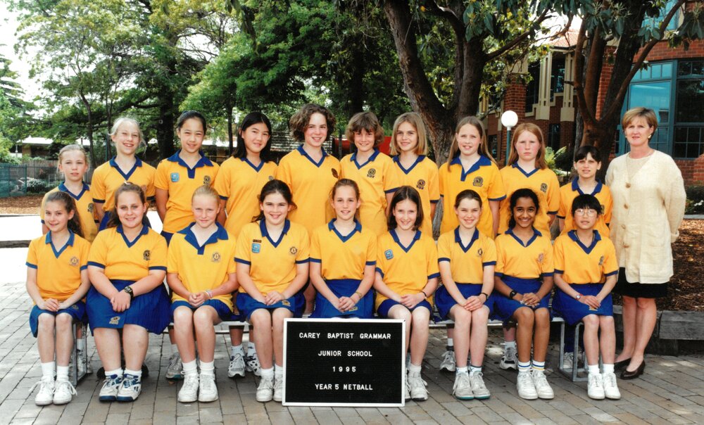 Junior School Kew Year 5 Netball, 1995
