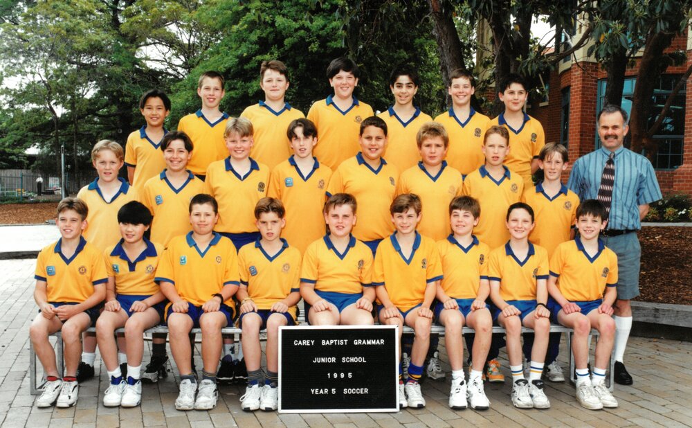 Junior School Kew Year 5 Soccer, 1995