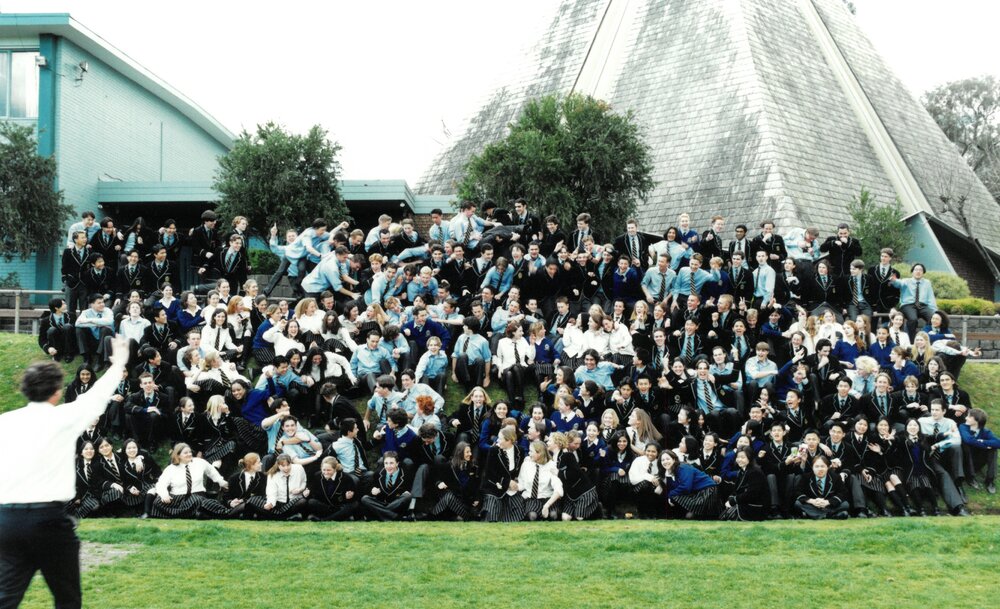Year 12s preparing for official photo, 1998