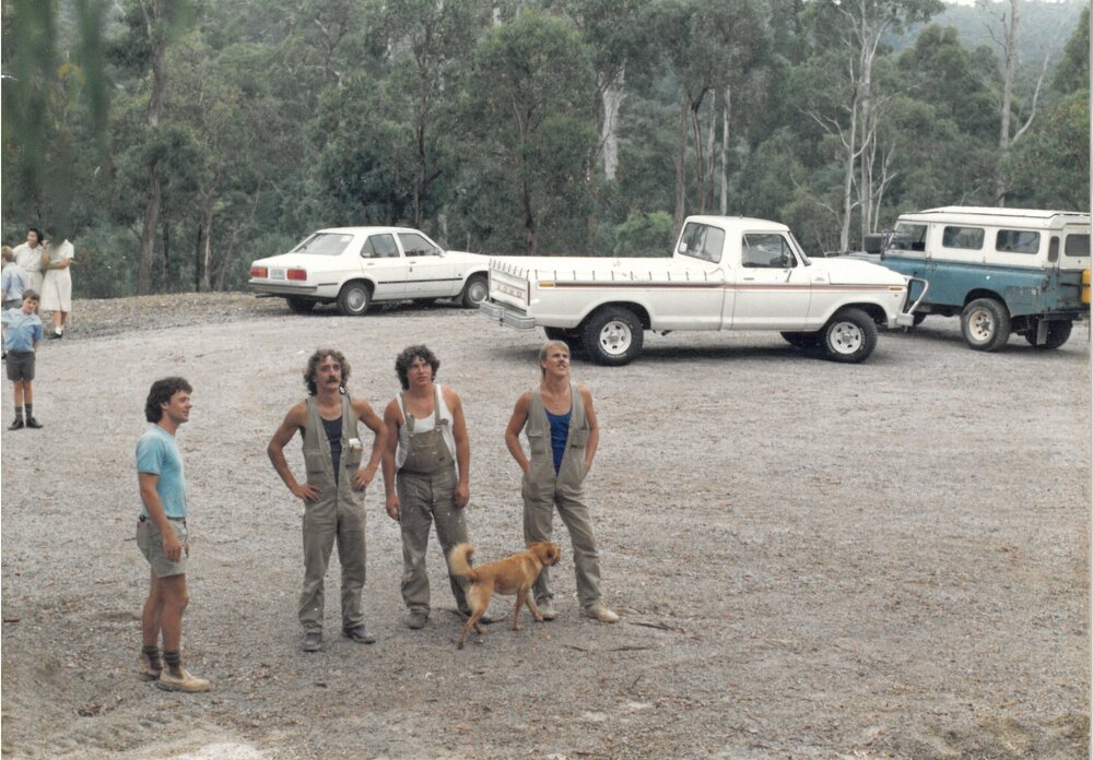 Installing the outdoor cross at Donvale, 1989