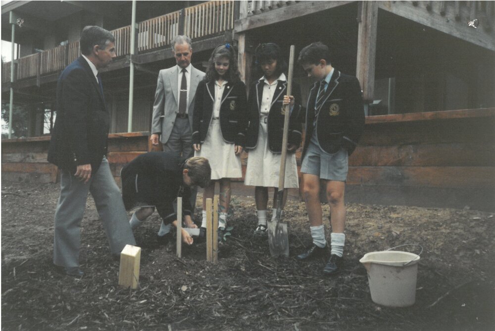 Planting tree for opening of Donvale, 1989