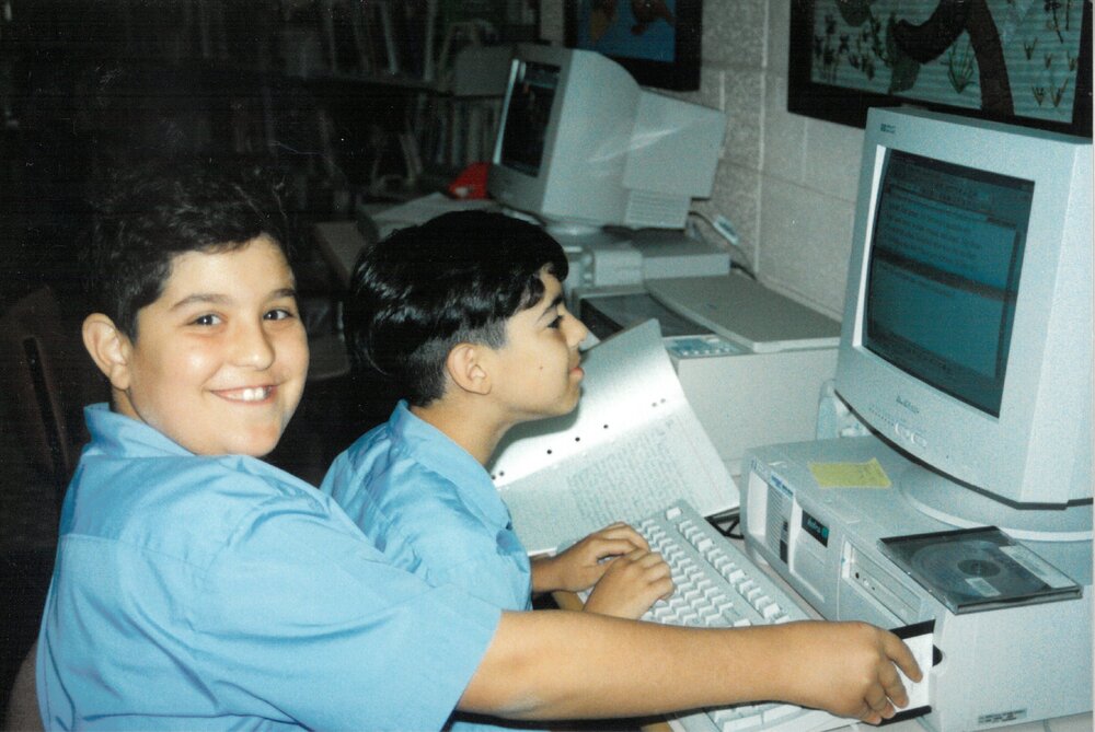 Donvale students using IBM computers, 1989