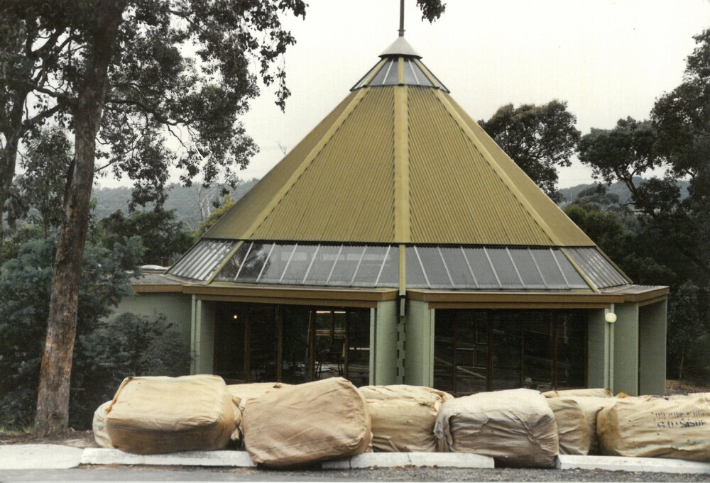 Refurbishment of the ERA Montessori Kindergarten prior to its conversion to the Donvale campus library, 1990
