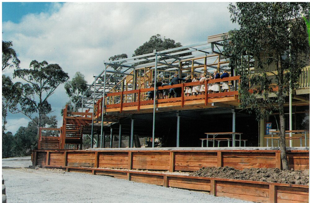 Construction of Stage 2 classroom wing at Donvale, 1991