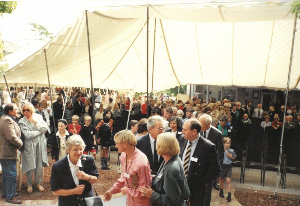 Guests at opening of the S. L. Hickman Building, 1994