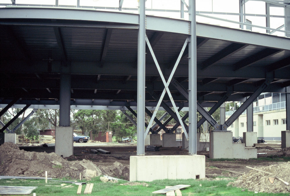Construction of the Gerard Cramer Physical Education Centre, 1986