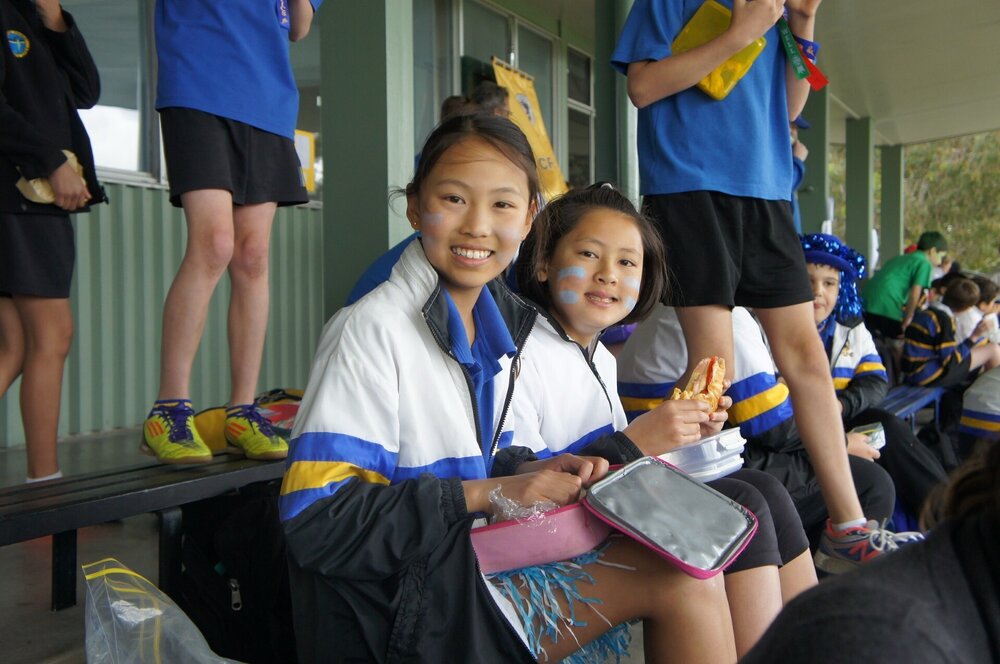 Lyall House members with banner, 2013