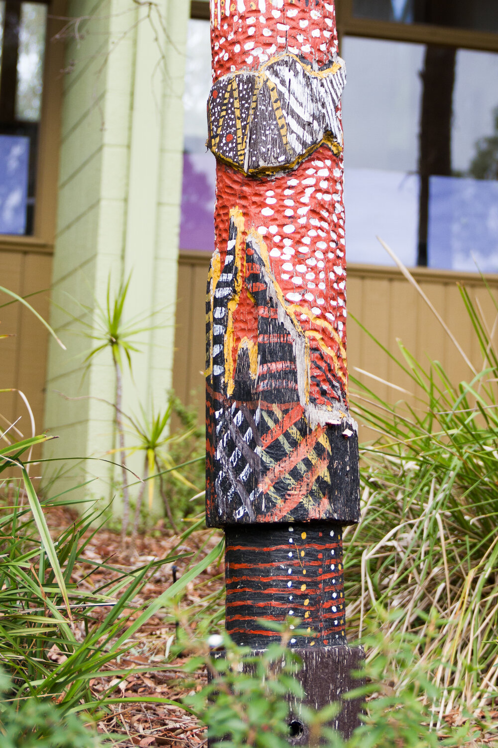 Indigenous totem, 2000