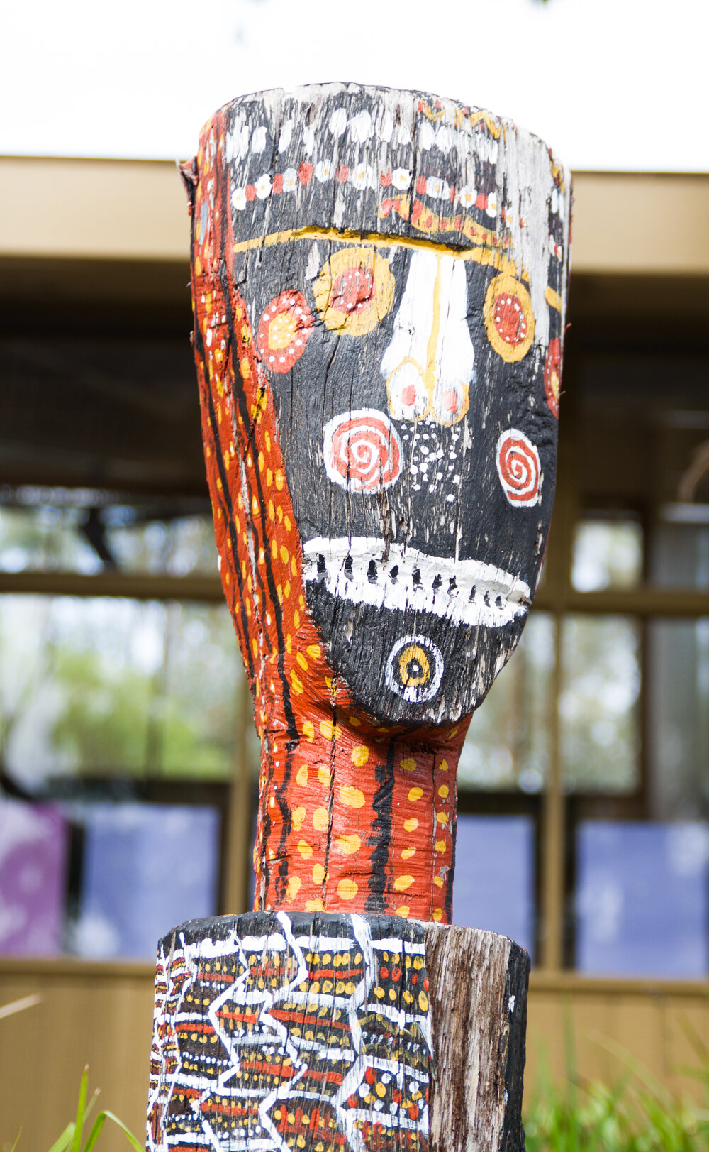 Indigenous totem, 2000