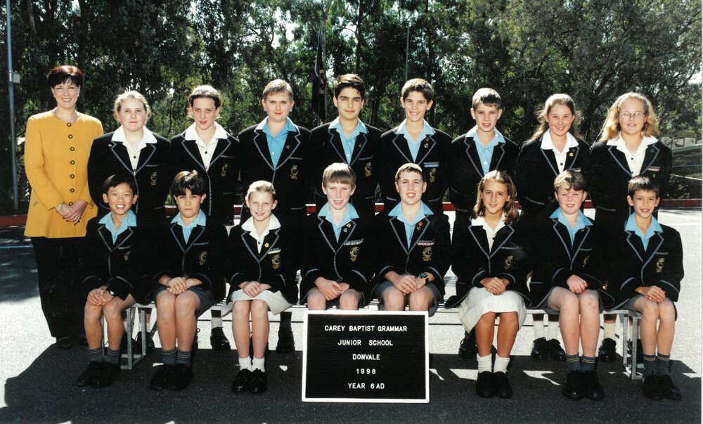 Donvale Year 6A,D 1998