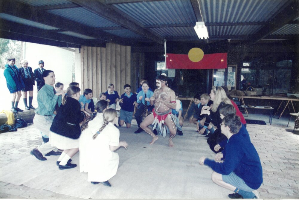 Aboriginal cultural workshop at Currawong Bush Park, 1994