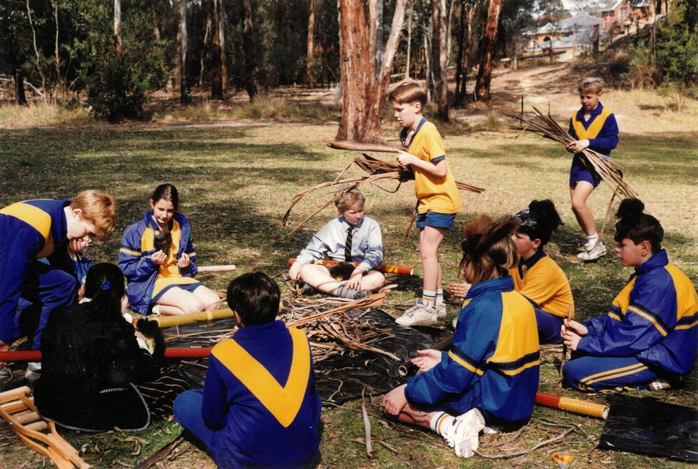 Aboriginal cultural workshop at Currawong Bush Park, 1994