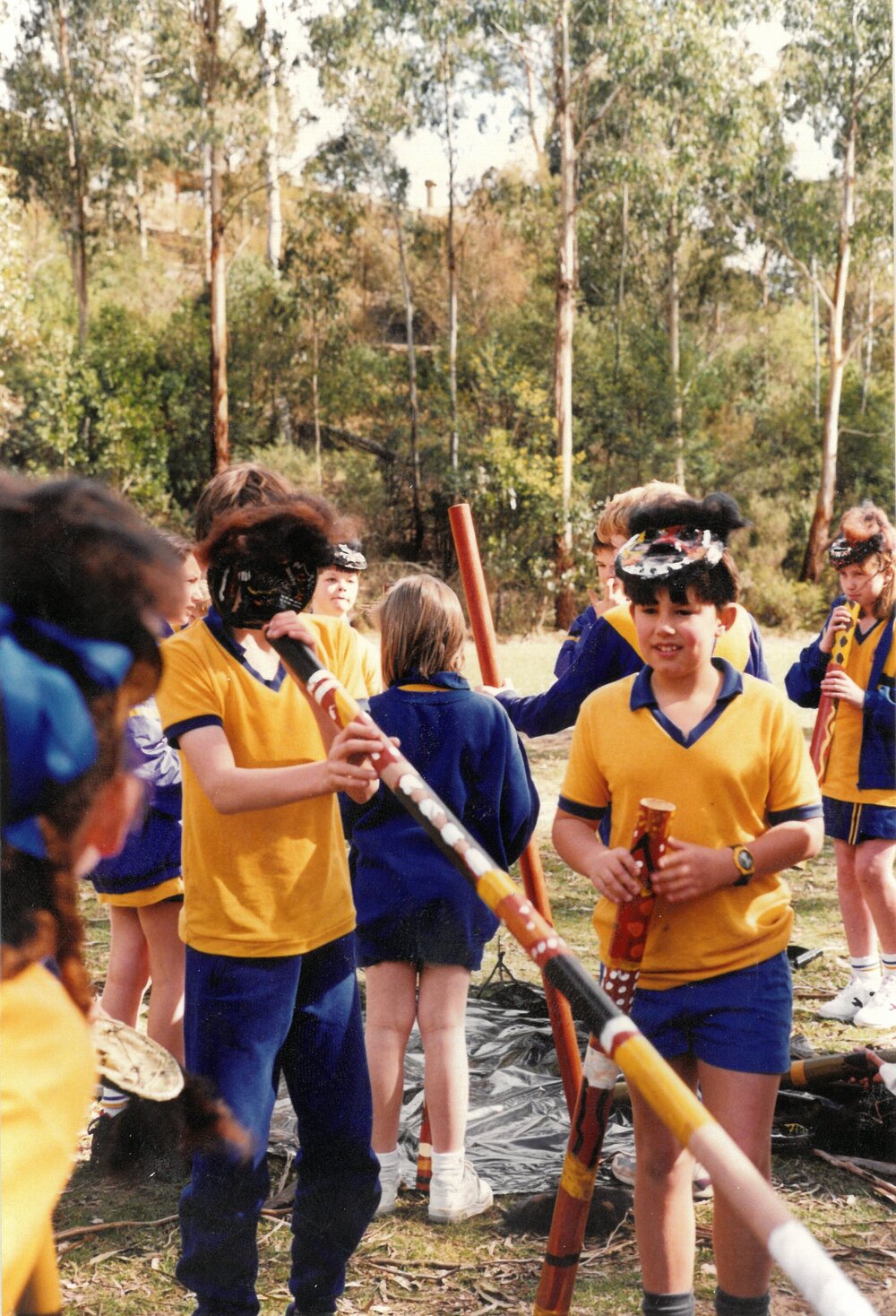 Aboriginal cultural workshop at Currawong Bush Park, 1994